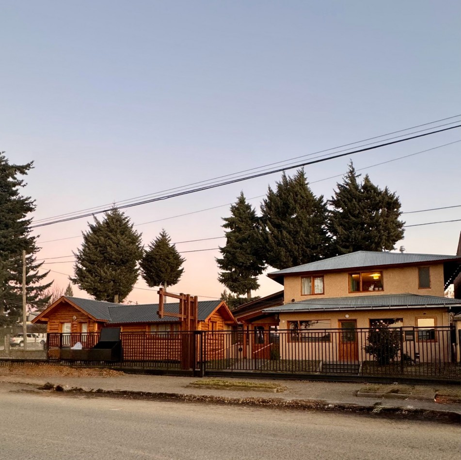 Lote amplio con departamento y oficinas para desarrollo