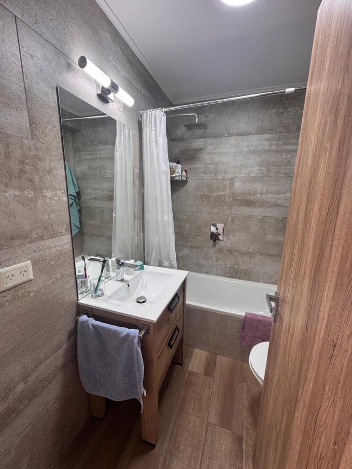Exclusivo Depto en Alquiler Permanente | Barrancas de Melipal - Vista al Lago, 3 Dorm (2 en Suite) & Amenities de Categoria