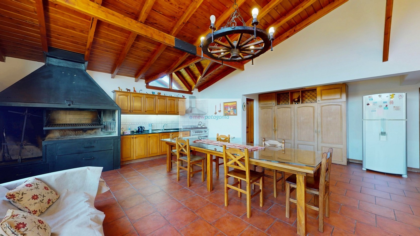 Casa 6 amb con quincho o posibilidad de depto anexo en Dina Huapi a 15 km de Bariloche