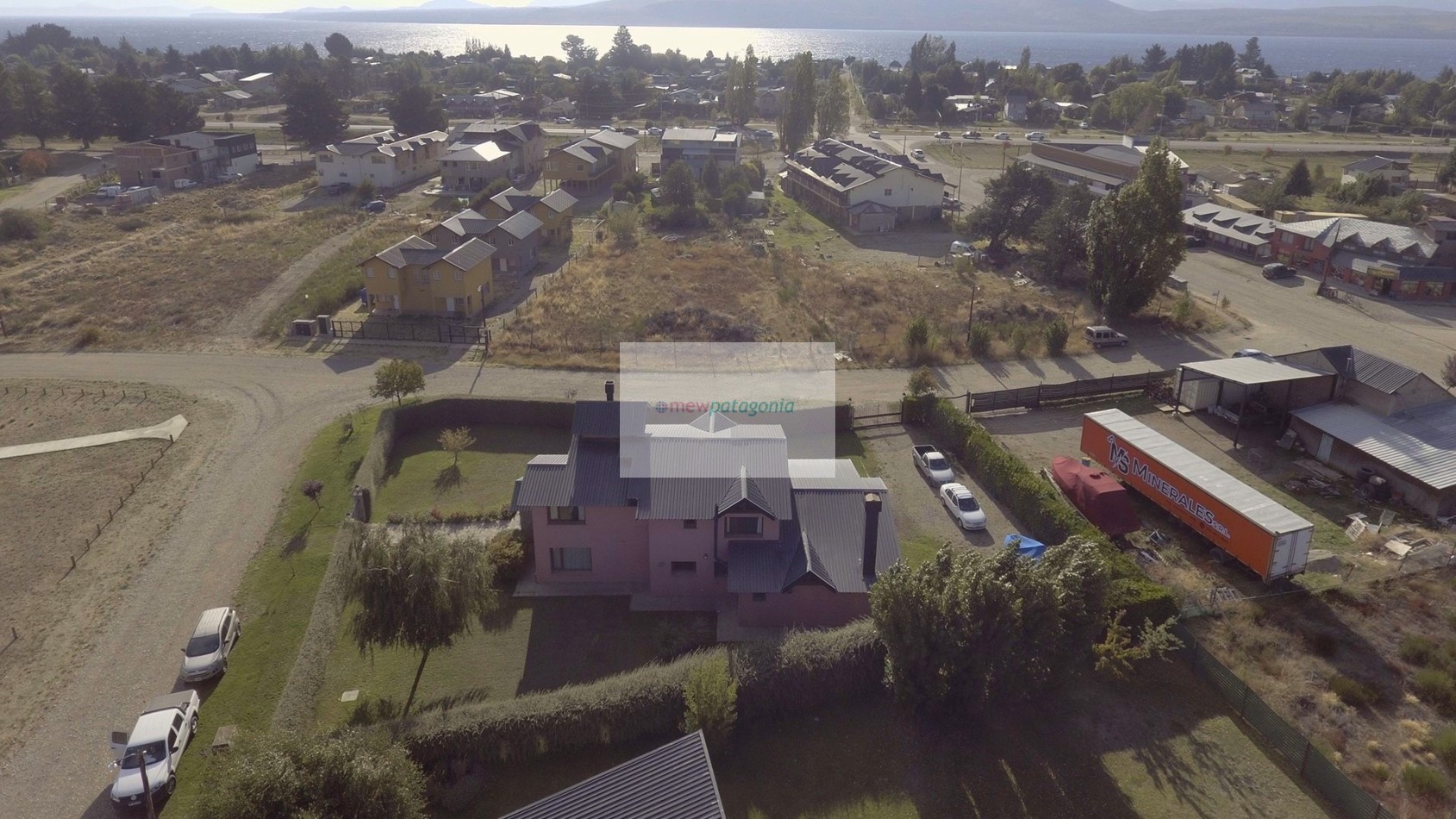Casa 6 amb con quincho o posibilidad de depto anexo en Dina Huapi a 15 km de Bariloche
