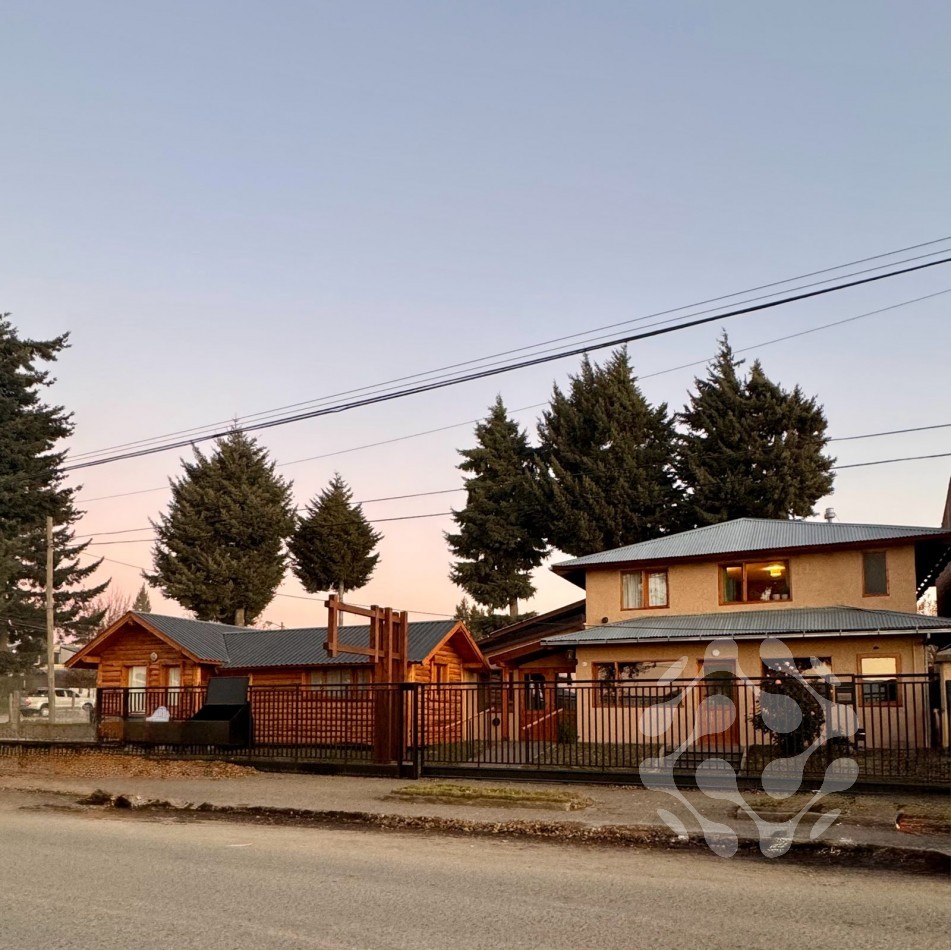 Lote amplio con departamento y oficinas para desarrollo