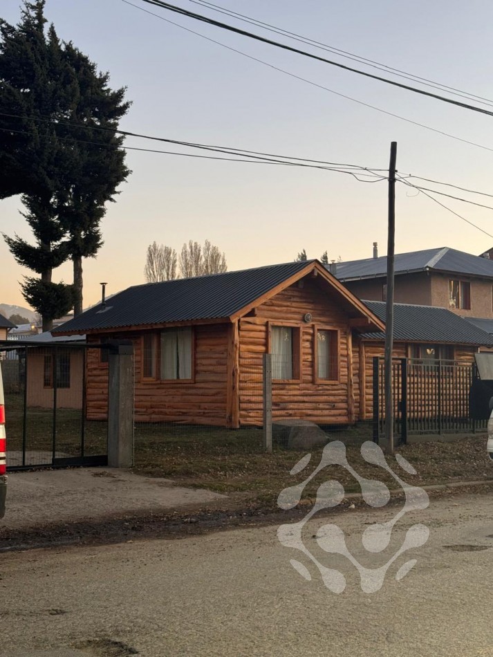 Lote amplio con departamento y oficinas para desarrollo