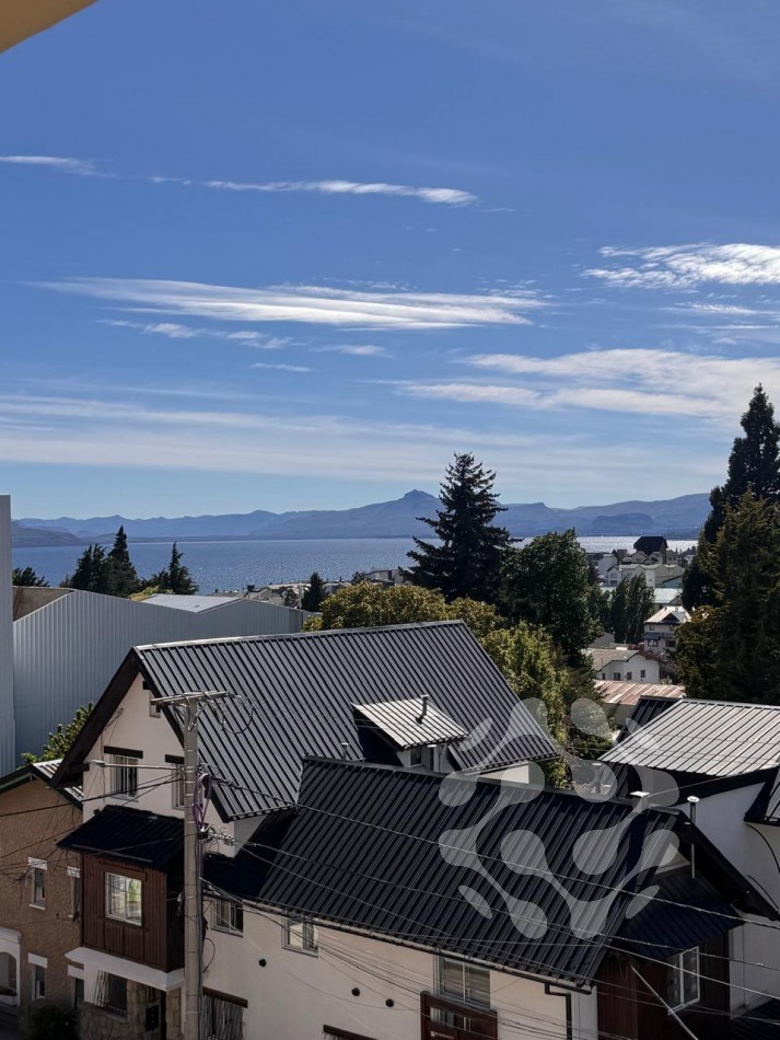 Duplex 3 amb 1 suite vista al lago cochera y baulera en Bo. Belgrano, Bariloche en venta ideal renta turistica