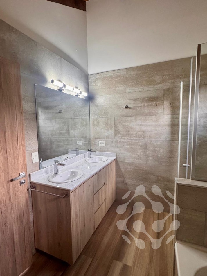 Exclusivo Depto en Alquiler Permanente | Barrancas de Melipal - Vista al Lago, 3 Dorm (2 en Suite) & Amenities de Categoria